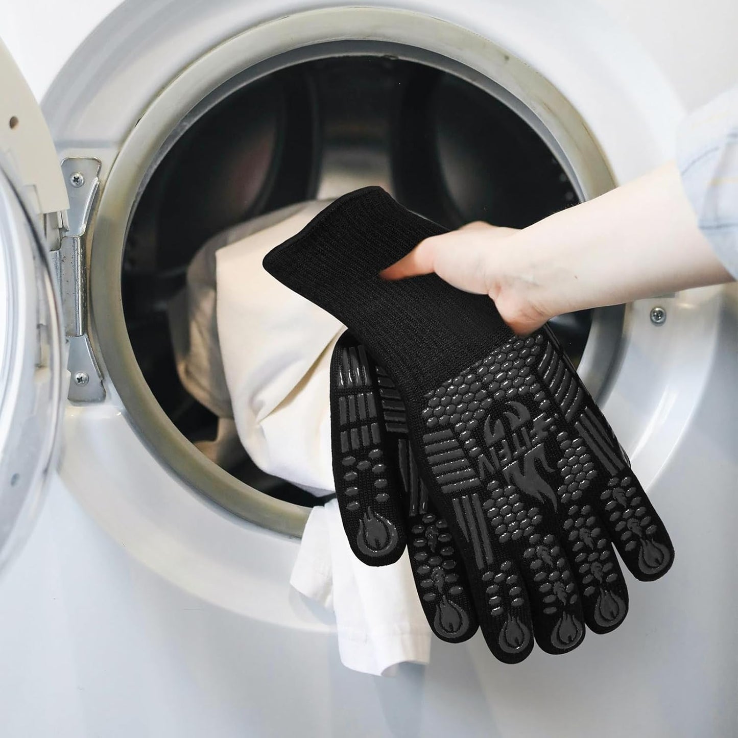 BBQ Gloves, Oven Gloves, 1472°F Extreme Heat Resistant Barbecue Gloves, Silicone Non-Slip Oven Mitts, Kitchen for Cooking, Grilling, and Baking (Black)