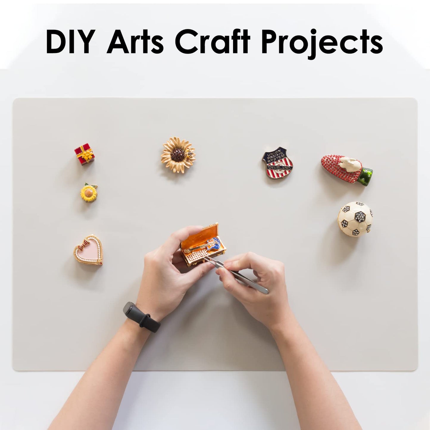 Extra Large Silicone Table Mat, Food-Grade Silicone Mat for Crafts Kids Placemat Desk Countertop Waterproof Protector Heat Insulation Kitchen Pastry Rolling Dough Pad, 27.6 x 19.7'' Light Gray, 1 Pack