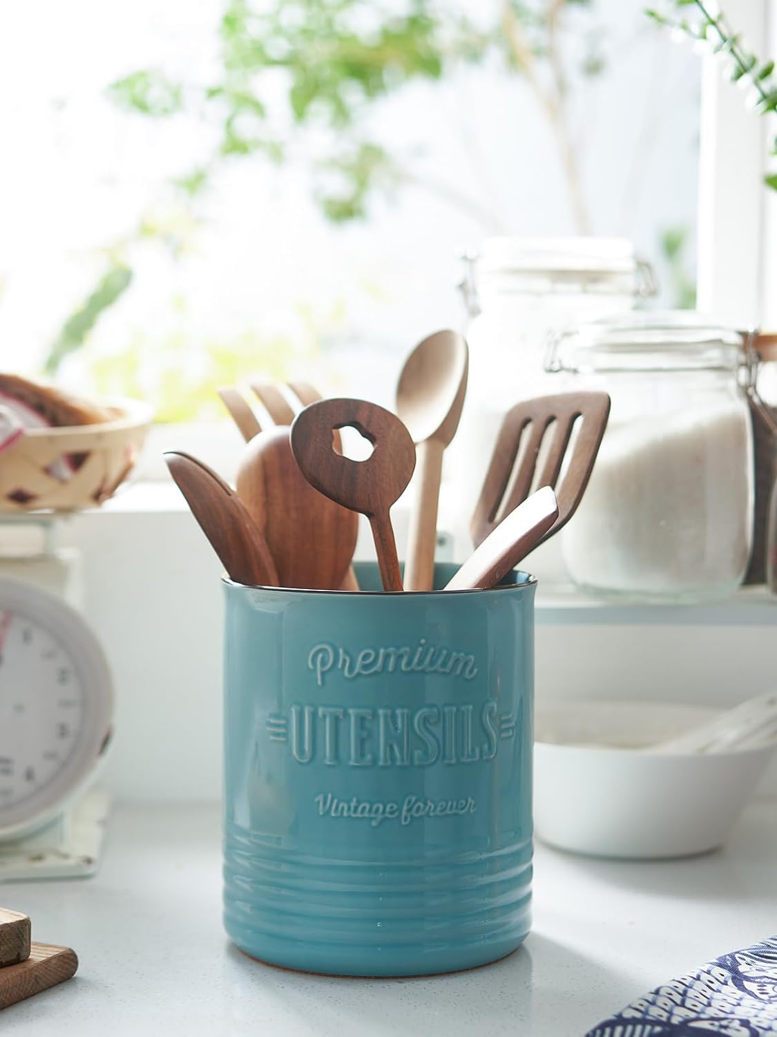 DOWAN 7.2″ Extra Large Kitchen Utensil Holder - Farmhouse Utensil Holder for Countertop - Ceramic Utensil Crock with Protection Cork Mat - Kitchen Decor & Housewarming Gift (Turquoise)