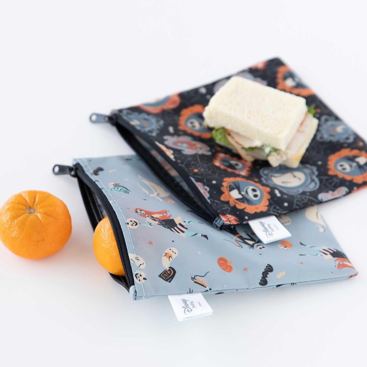 Bumkins - Cloth Snack & Sandwich Bags - For Storage, Travel, Food Prep, Lunch - Reusable, Water Resistant, Dishwasher Safe - Snack Bags for Kids - Zipper Closure - Nightmare Before Christmas - 4 Pack