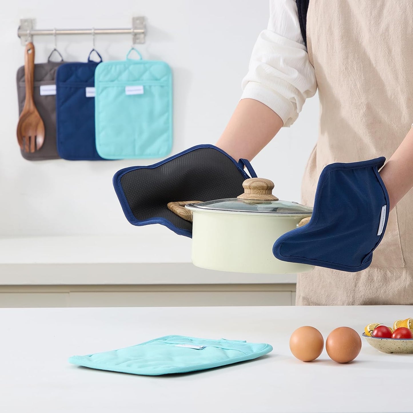 Kitchen Pot Holders, 7"x9", Rectangular with Pocket, Cotton and Neoprene Heat-Resistant Potholders for Cooking and Baking, Machine Washable, 3-Piece Set (Navy Blue)