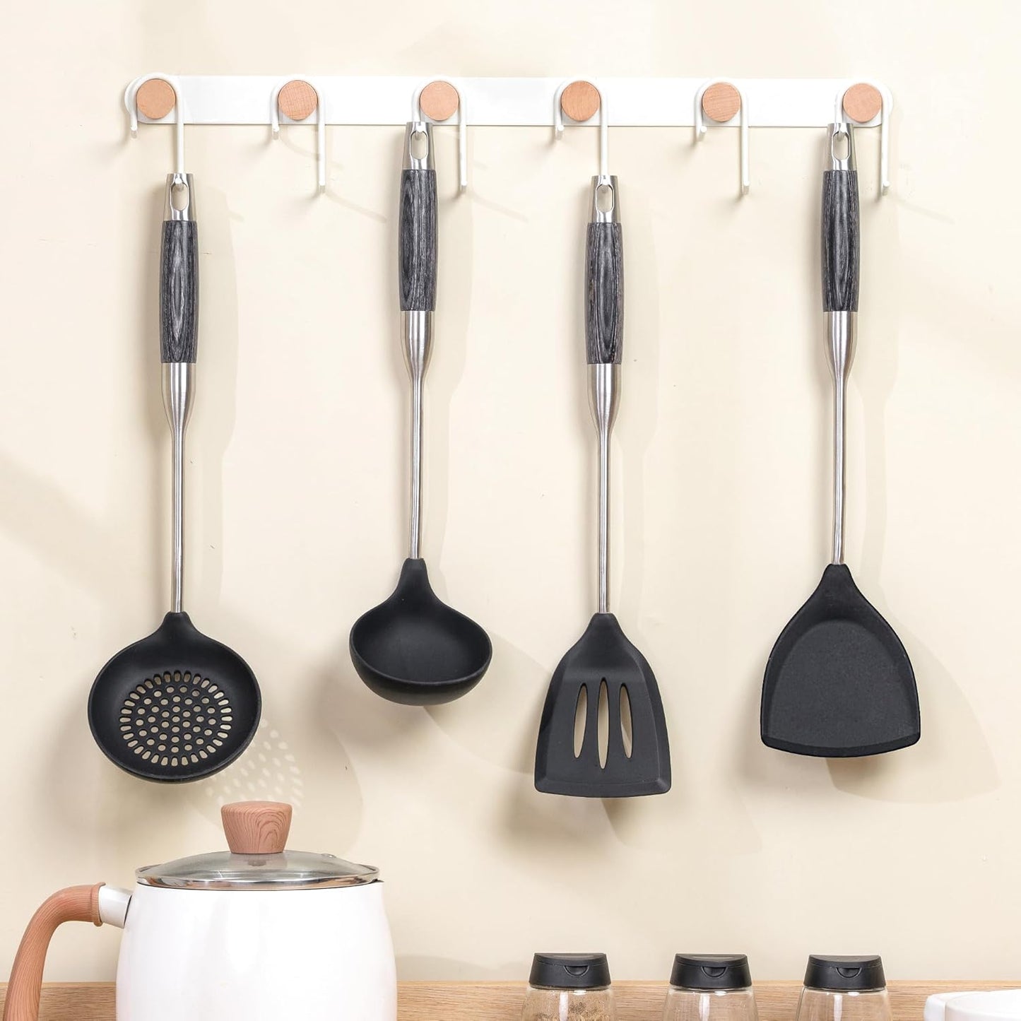 FJNATINH Silicone Wok Spatula,Turner,Ladle,Skimmer,Stainless Steel Wok Tools,Wok Utensil,Non Stick Heat-Resistant Cooking Utensils BPA Free Kitchen Utensils Cookware (Black Stainless Steel-4PCS)