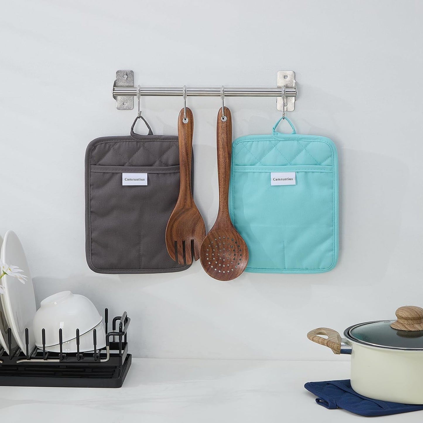 Kitchen Pot Holders, 7"x9", Rectangular with Pocket, Cotton and Neoprene Heat-Resistant Potholders for Cooking and Baking, Machine Washable, 3-Piece Set (Black)