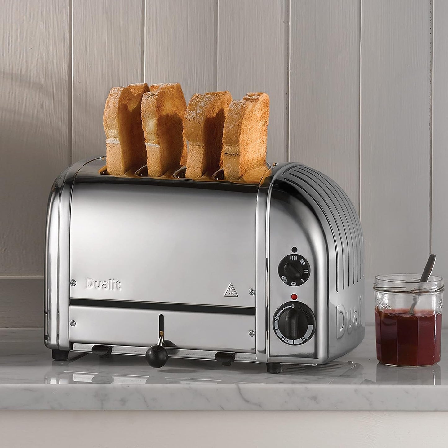Dualit Classic 4 Slice NewGen Toaster - Stainless Steel - Hand Built in the UK - Replaceable ProHeat elements - Defrost Bread - Mechanical Timer - Polished Classic Toaster