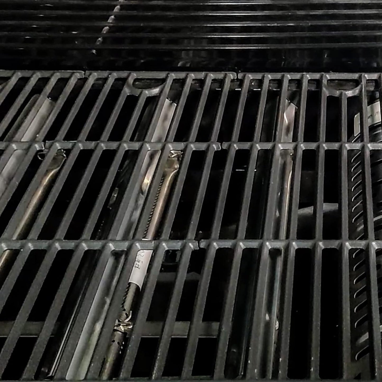 for Charbroil 463448021 Parts Grill Grate for Charbroil Performance 5 Burner Gas Grill Replacement Part Cast Iron Cooking Grate for Charbroil 463449021 463466522 463455021 463451022 5-Burner Gas Grill