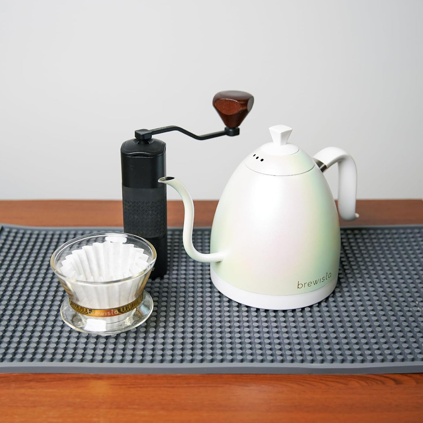 Brewista Artisan Electric Gooseneck Kettle, Water Boiler with LCD Panel, Precise Temperature Control, Fast Boiling and Keep Warm Settings for Pour-Over Coffee & Tea, Café, 1 Liter (White Iridescent)