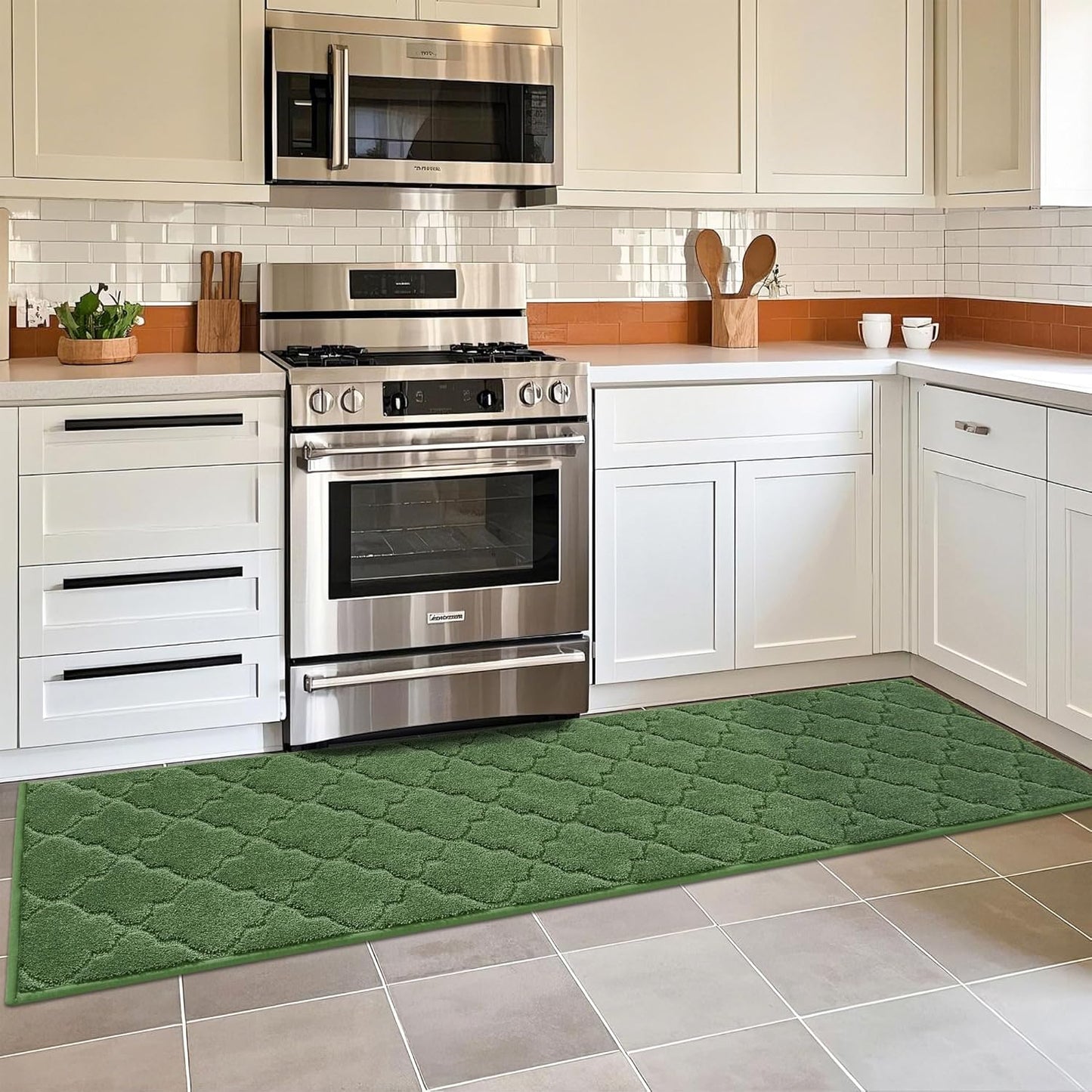 COSY HOMEER Soft Kitchen Floor Mats for in Front of Sink Super Absorbent Kitchen Rugs and Mats 20"x79" Non-Skid Kitchen Mat Standing Mat Washable,Polyester,Green