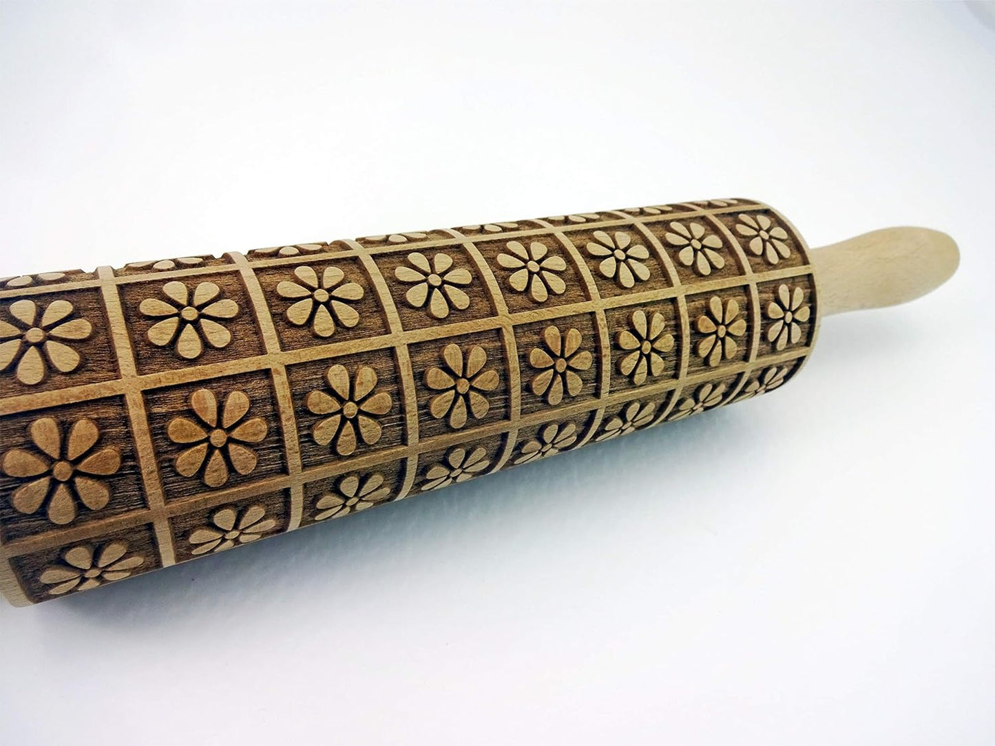 CAMOMILE ROLLING PIN WOODEN EMBOSSING ROLLING PIN with CLASSIC FLOWERS BIRTHDAY GIFT